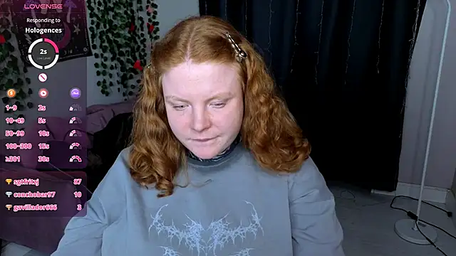 cassie_xkiss - Cassie_xKiss's free webcam - UK Sex Cams