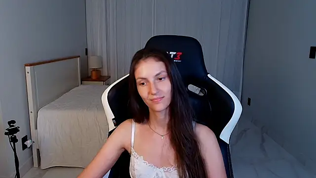 upssnowy - Upssnowy's free webcam - UK Sex Cams