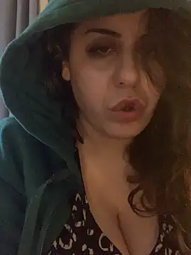 holyeroticss's live cam