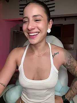 Ale_Lewis webcam