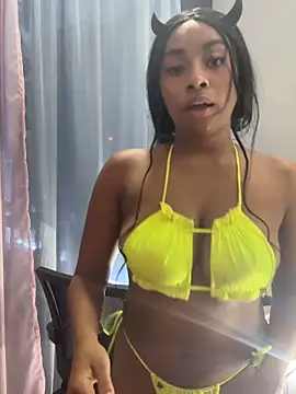 kloe_rousse01 (F teen) - my friend spanks my ass