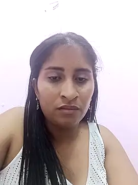 carolinanavas33 - CarolinaNavas33's free webcam - UK Sex Cams