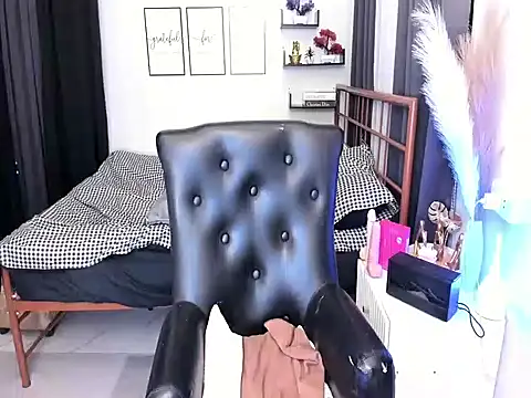 Urqueen_Angel69 live sex cam