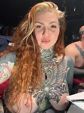 AlexandraWildd's Stripchat show and profile