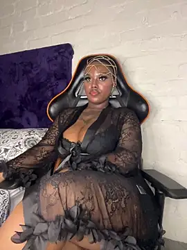 QUEEN_NOBUHLE_FEMDOM_777 webcam