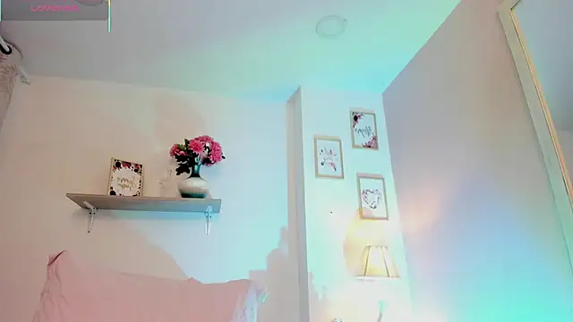 lauraraider - LauraRaider's free webcam - UK Sex Cams