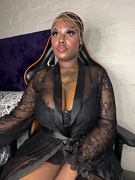 QUEEN_NOBUHLE_FEMDOM_777