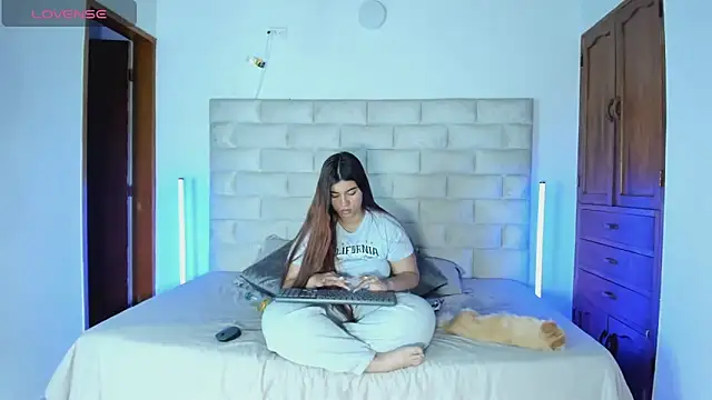 dulcejones - DulceJones's free webcam - UK Sex Cams