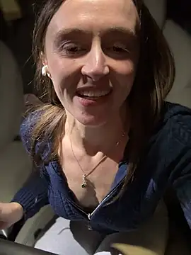 free strip chat Lunagirl13