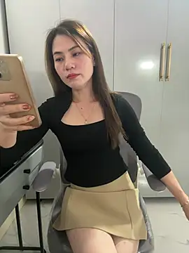 llabi2k - Llabi2k's free webcam - UK Sex Cams