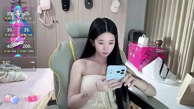 美女OiOi-666在线直播