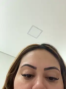 lariic (F young) - Masturbando com o primo em casa desabafa