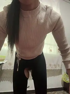 crhong666 (F milf) - 手指插逼1分钟