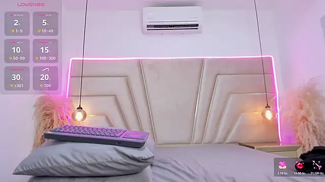 liia_collins (T teen) - Take off cow lingery 🐮😈😍