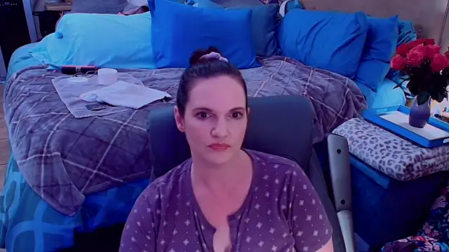 ninajaymes's Stripchat show and profile