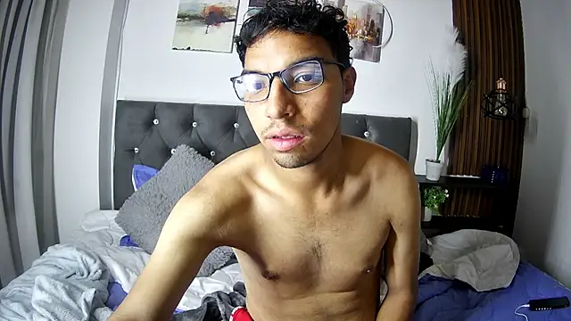 naughtycouplex_ webcam