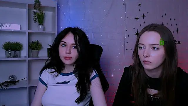 riley_sanders (Ask my age) - handbra riley