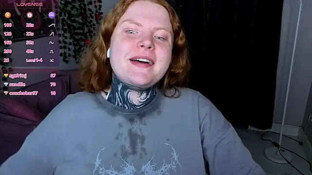 cassie_xkiss - Cassie_xKiss's free webcam - UK Sex Cams