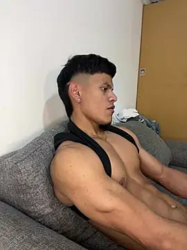 bbchocolate27 - Bbchocolate27's free webcam - UK Sex Cams