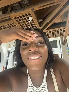 Webcam Model (ZarahFerreira)  is live.Free join now!