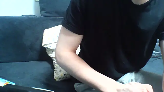 kaelnox (M young) - I fuck a masturbator until I cum