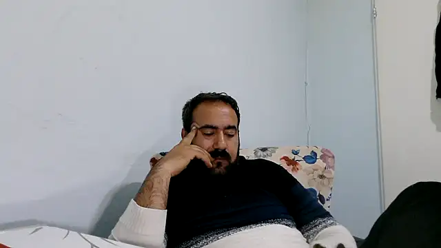 mio_jaks (Ask my age) - Does anyone want sperm? :wanker: