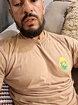 juniortche1313 - Juniortche1313's free webcam - UK Sex Cams