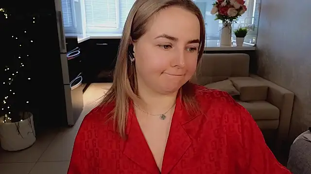 mira_mermayd - Mira_Mermayd's free webcam - UK Sex Cams