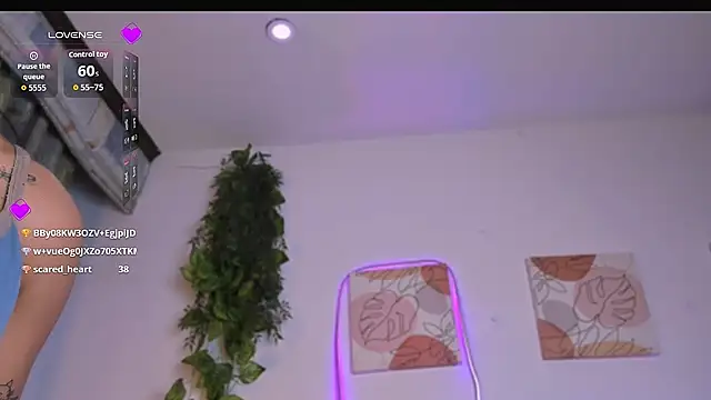 Quiinn_bx live cam profile