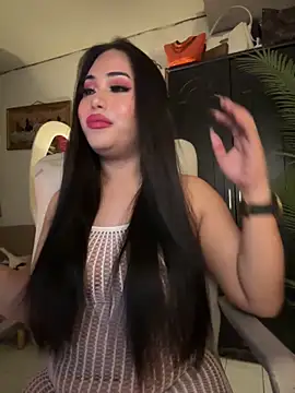 bigdominamia - BigDominaMia's free webcam - UK Sex Cams