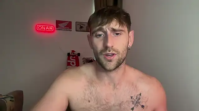 lukegunn live sex cam