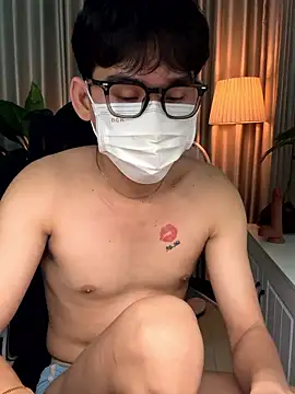 minhtuanlive - MinhTuanLive's free webcam - UK Sex Cams