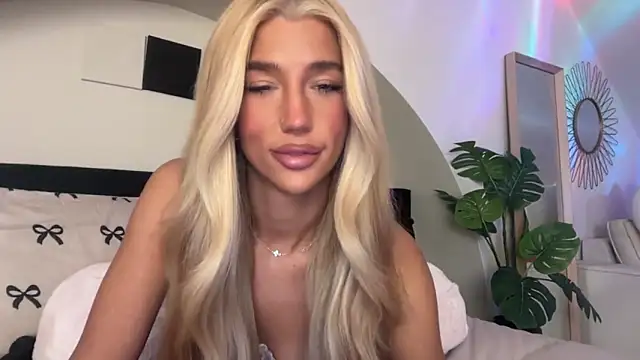 KENNIEXROSE live cam