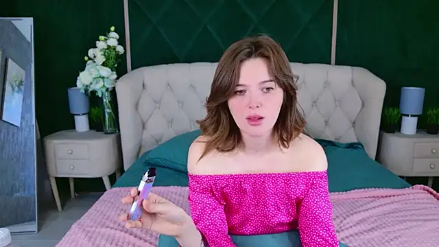 karina_thorn - Karina_Thorn's free webcam - UK Sex Cams