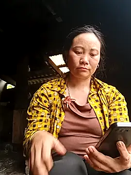 lindxx-hot - Lindxx-hot's free webcam - UK Sex Cams