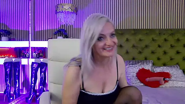 LadyTouch live sex cam