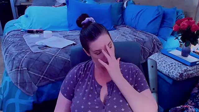 ninajaymes's Stripchat show and profile