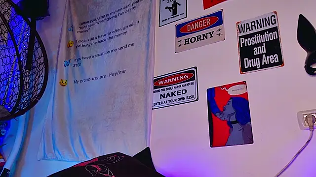 ariavoss (F teen) - 1 vid(5 min)+3 hot photos 💦last tipper