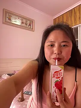 美女tianwei2567在线直播