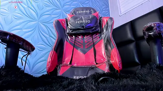 Milk_max_18 live sex cam