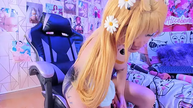 alicebenett (F young) - Squirt big + 1 min control