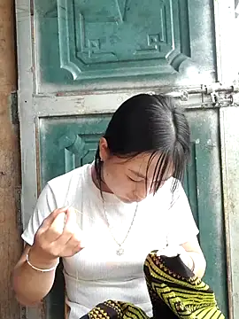 maylove_22 - MayLove_22's free webcam - UK Sex Cams