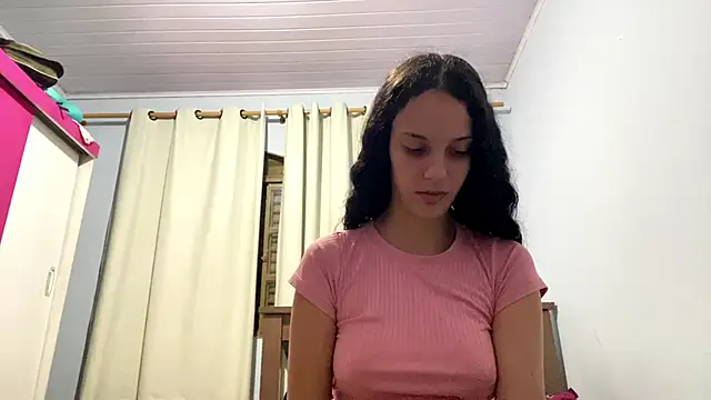 ivydesirer (F teen) - show my belly