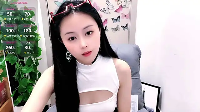 snow-11 - Snow-11's free webcam - UK Sex Cams