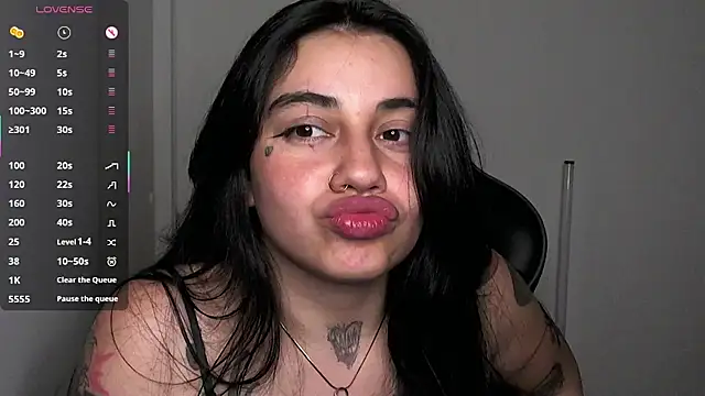 val_bardot - Val_bardot's free webcam - UK Sex Cams