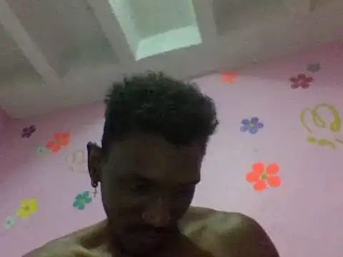 tomatuyuco - TomaTuYuco's free webcam - UK Sex Cams