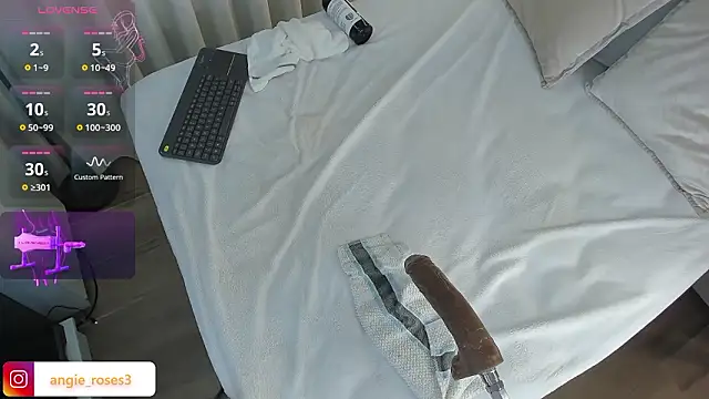 angiee_roses (F young) - squirt