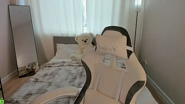 Miche1le_Allenne live sex cam