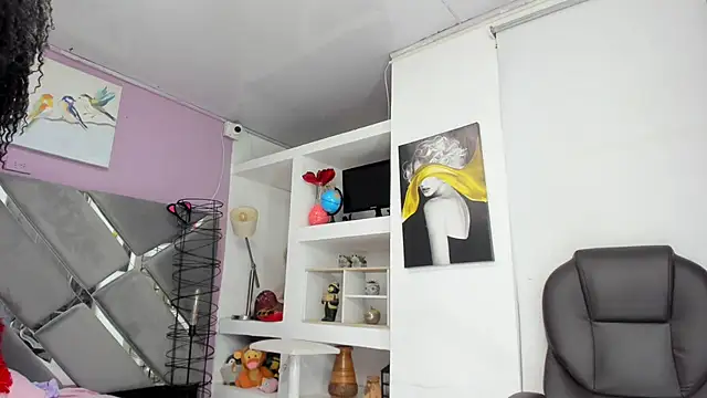 zaira_sofiaa (T teen) - PLUG ANAL