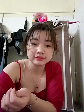 Webcam Model (Pinks_cool)  is live.Free join now!